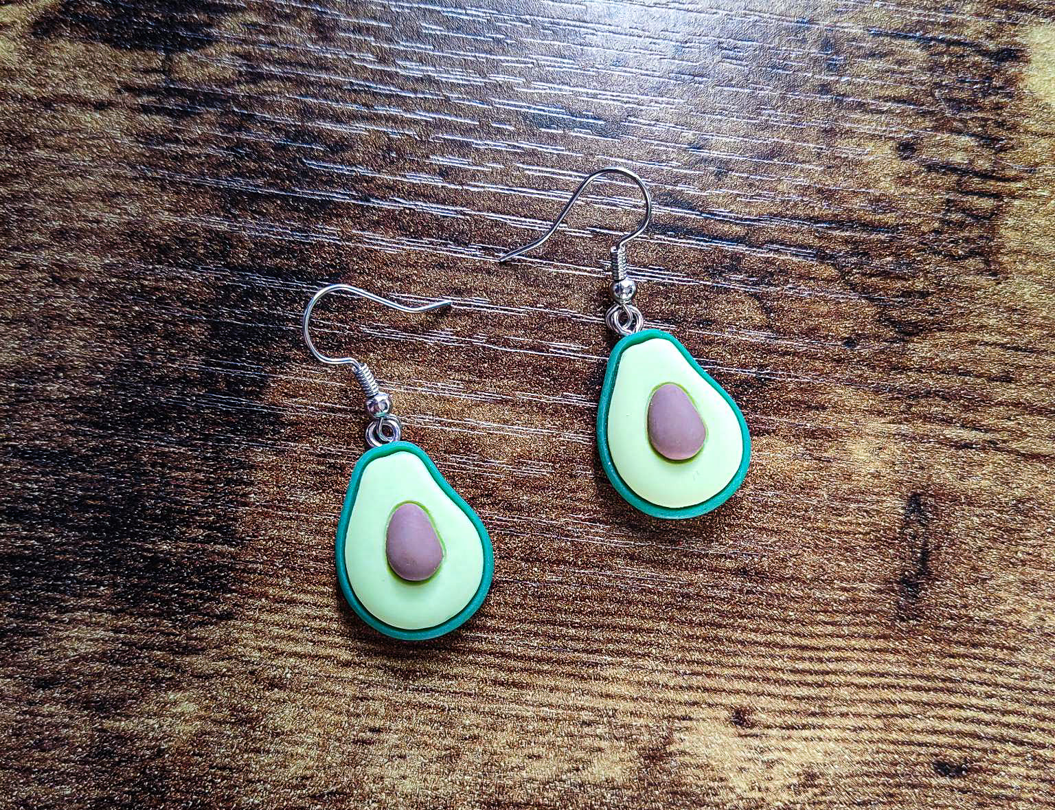 Avocado earrings - Designs by Tangsley
