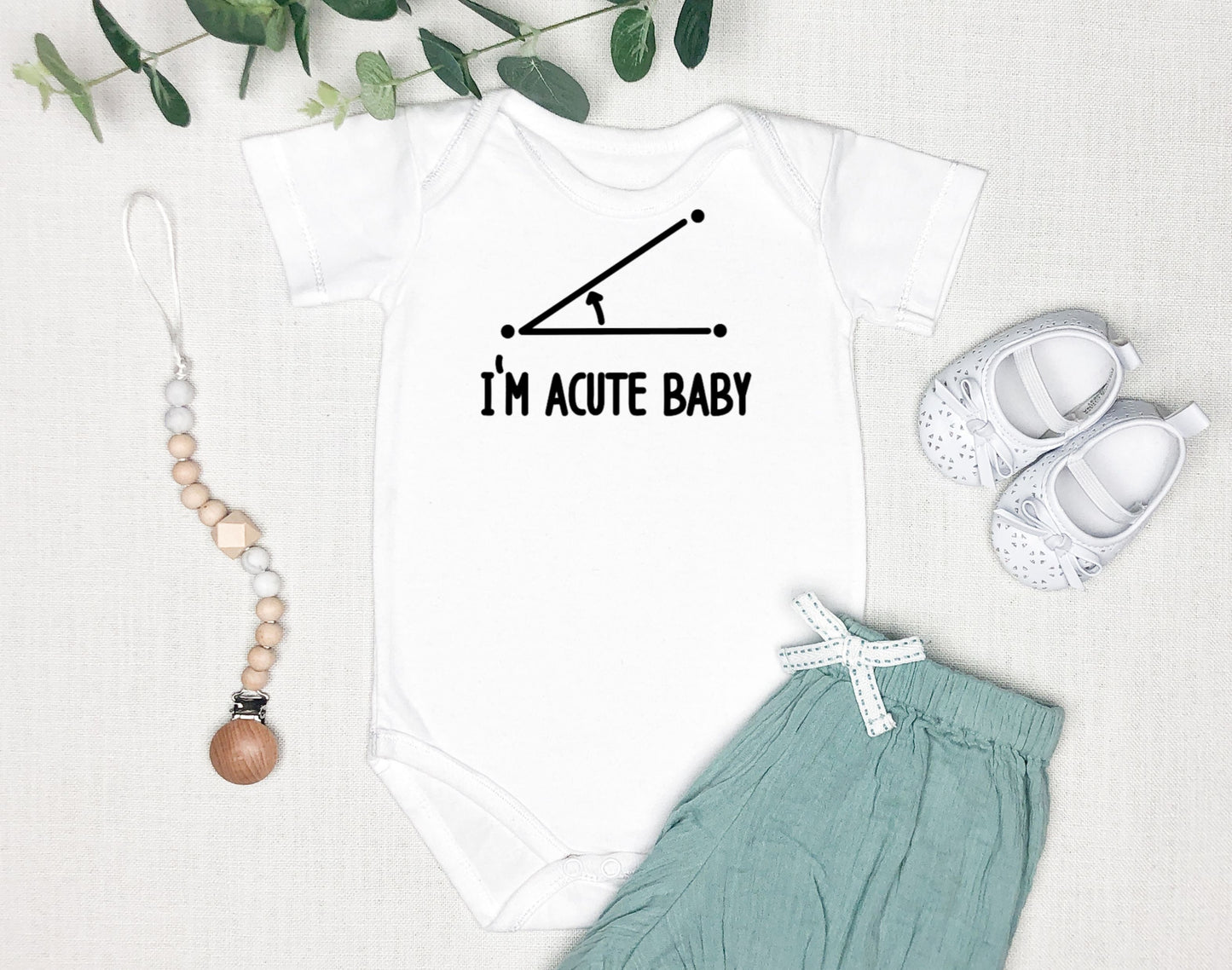 I'm acute bodysuit for babies